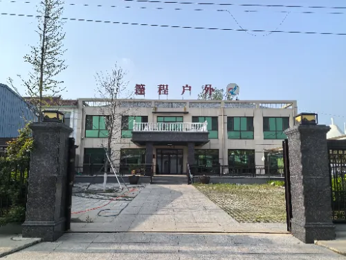 Tangshan Pengcheng Outdoor: Eksterlanda Komerco por Forĝi Novajn Horizontojn; Povigi Tutmondan Vastiĝon per Inteligenta Fabrikado